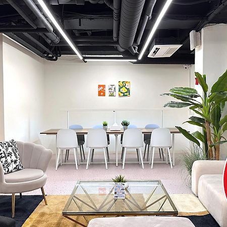 Oyo Hostel Myeongdong 6 Seoul Bagian luar foto